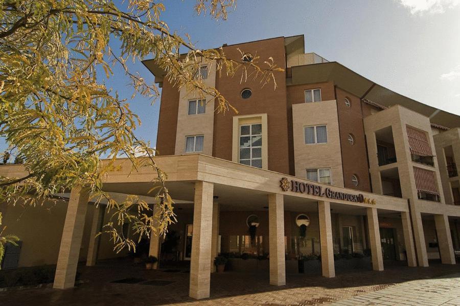 Hotel Granducato Montelupo Fiorentino Exteriör bild